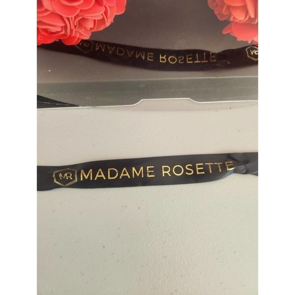 Madame Rosette Medium Rose Teddy Bear Styrofoam Roses Valentine's Day Gift - Picture 9 of 10